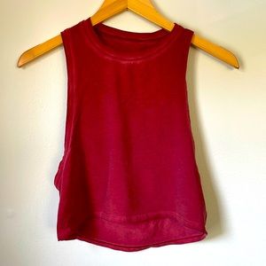 lululemon flowy crop